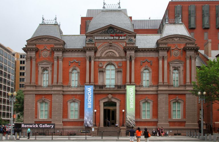 Renwick_Gallery_1_(27620950381)